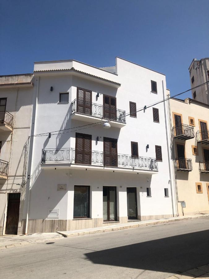 Porta Del Golfo Apartments & Suites Castellammare del Golfo Dış mekan fotoğraf