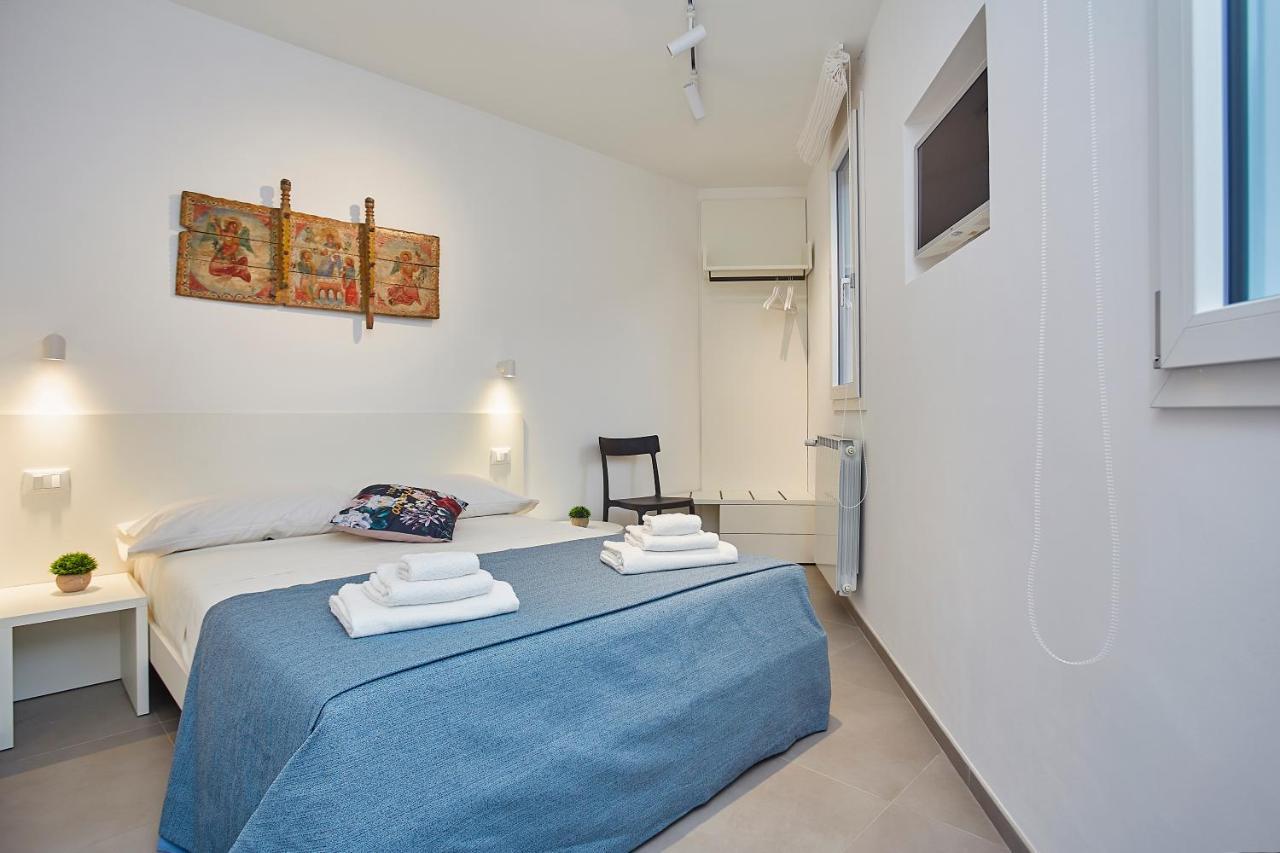 Porta Del Golfo Apartments & Suites Castellammare del Golfo Dış mekan fotoğraf