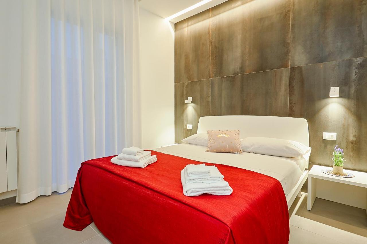 Porta Del Golfo Apartments & Suites Castellammare del Golfo Dış mekan fotoğraf