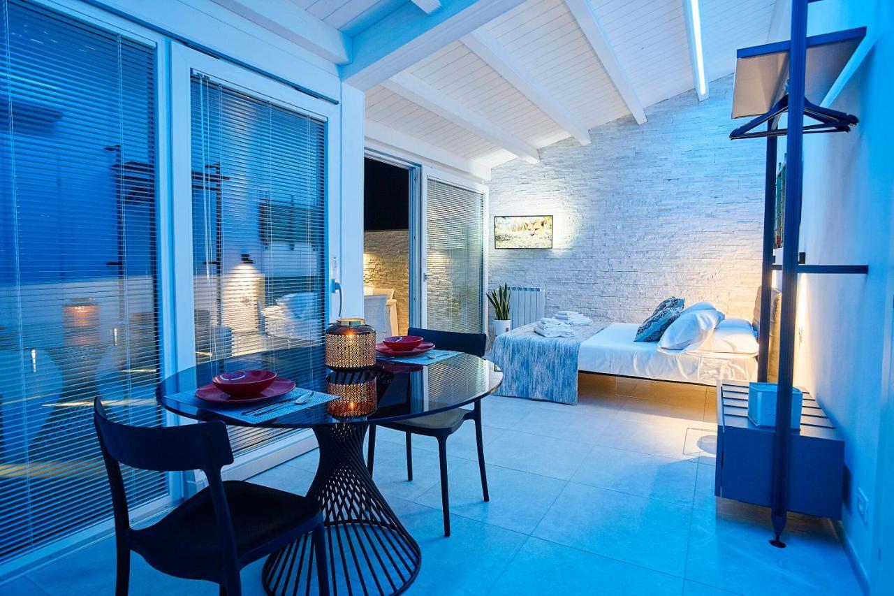 Porta Del Golfo Apartments & Suites Castellammare del Golfo Dış mekan fotoğraf